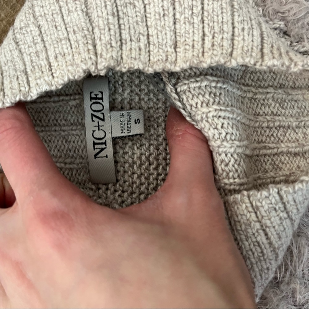 Women's Multi-Color Sweater - Picture 3 of 4